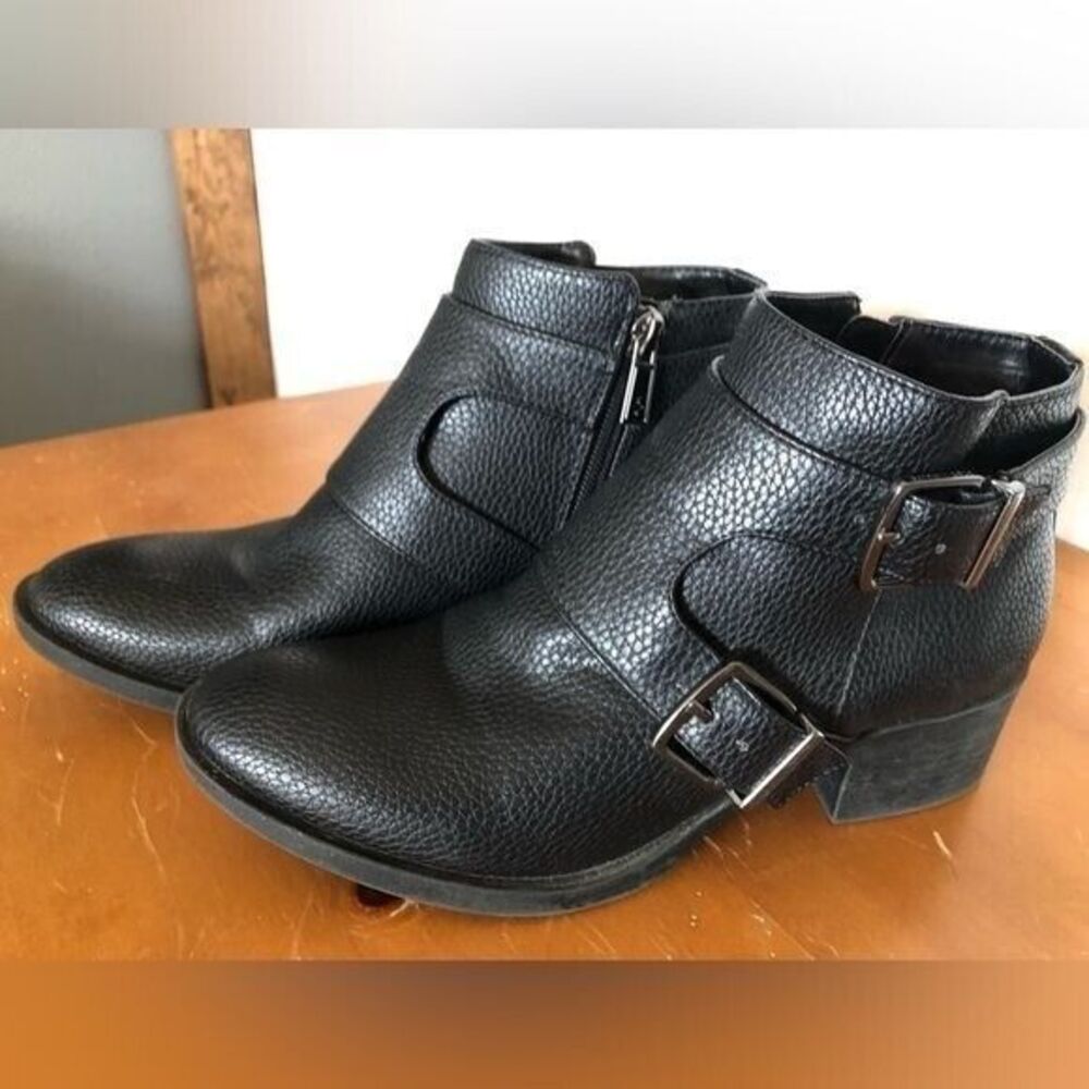 Kenneth Cole Women's‎ Reaction Re-Buckle Black Boots